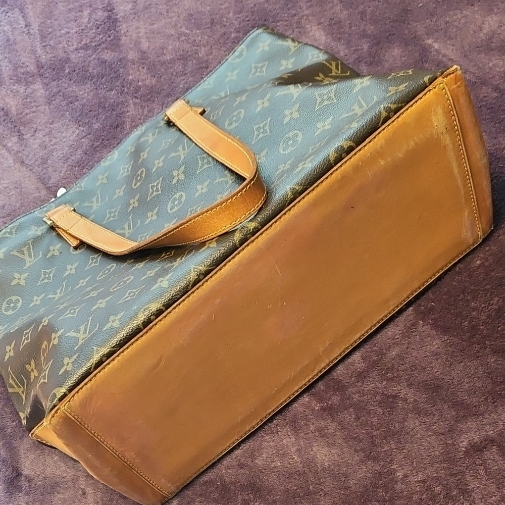 Louis Vuitton Monogram Canvas Tote in Brown and Tan - Picture 8 of 8